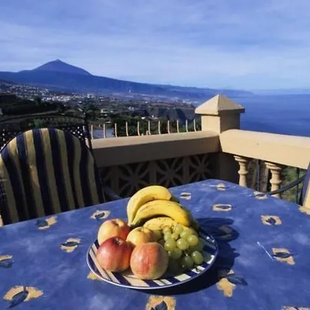 In Mit Terrasse- Gemeinsamem Pool Und Garten By Interhome Apartment *